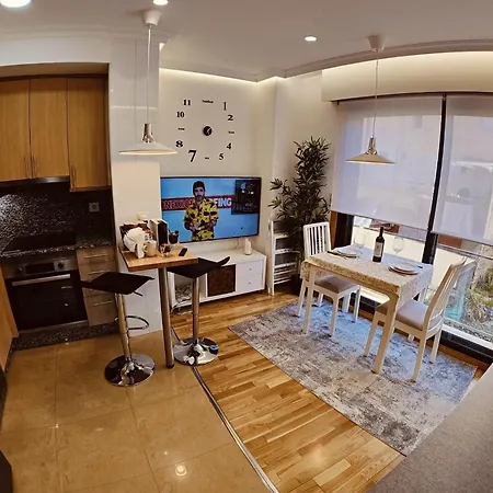 Centrico, Vialia-fatima Pino アパート