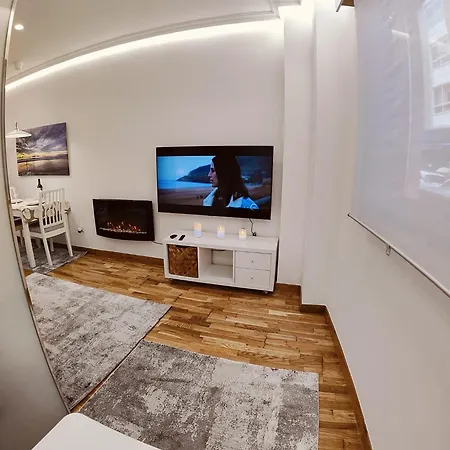 Centrico, Vialia-fatima Pino Apartmán Vigo