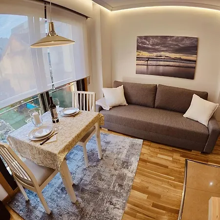 Centrico, Vialia-fatima Pino Apartmán *