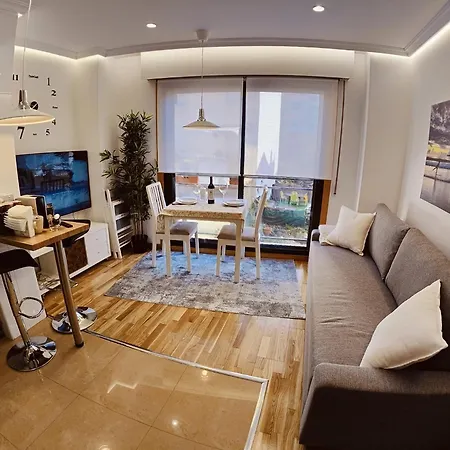 Centrico, Vialia-fatima Pino ヴィーゴ