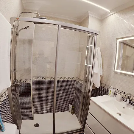 Centrico, Vialia-fatima Pino *