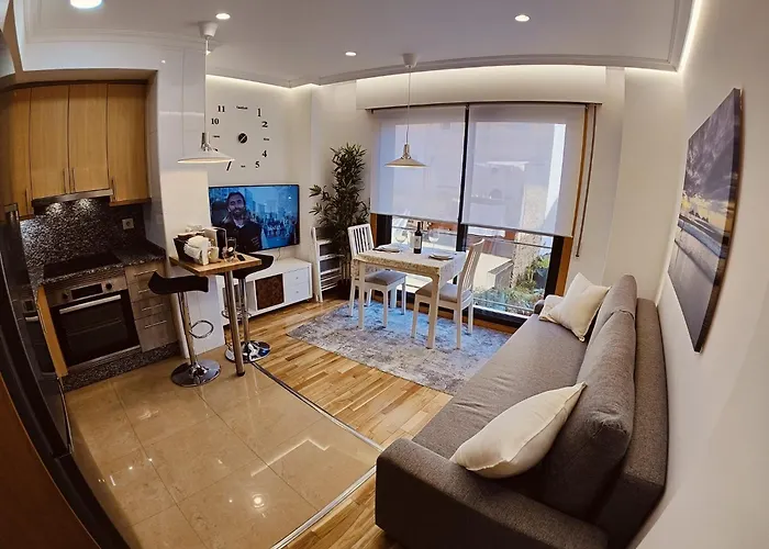 Centrico, Vialia-fatima Pino * Виго