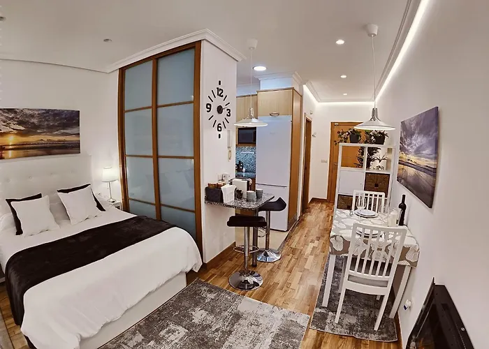 Centrico, Vialia-fatima Pino