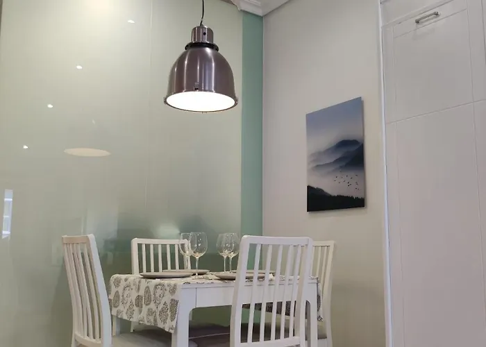 Centrico, Vialia-fatima Pino * Виго