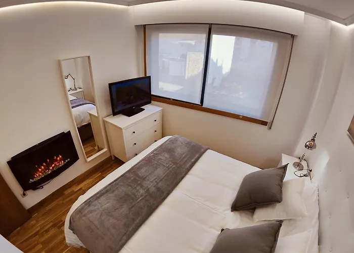 Centrico, Vialia-fatima Pino