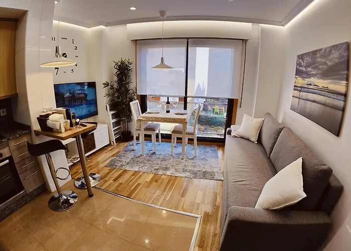 Centrico, Vialia-fatima Pino Vigo